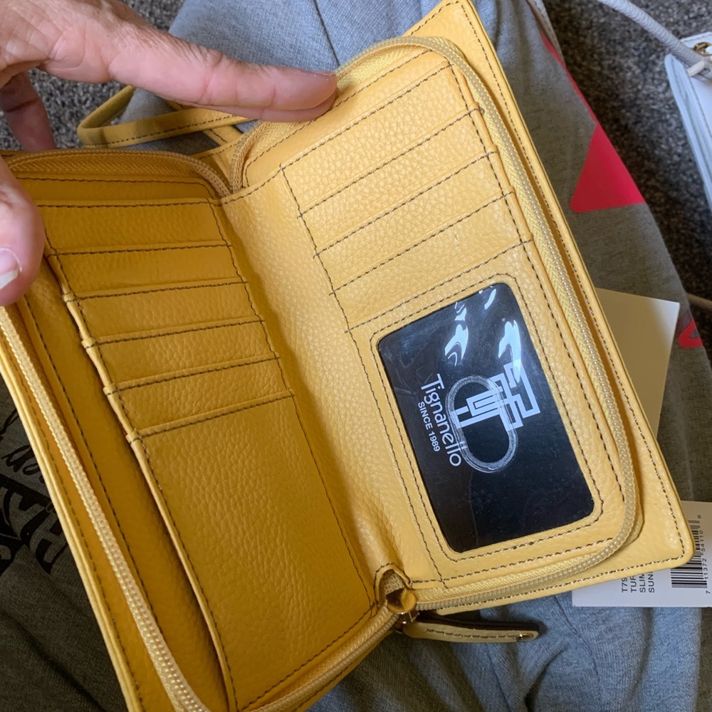 Purse - Picture 2 of 2